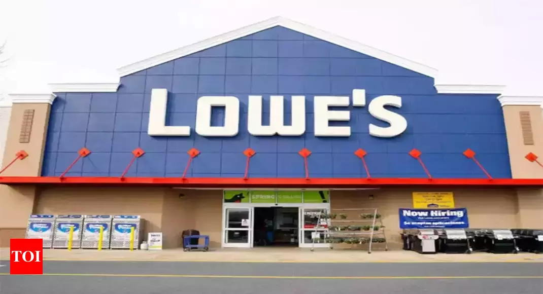 Lowe’s Off Campus Drive